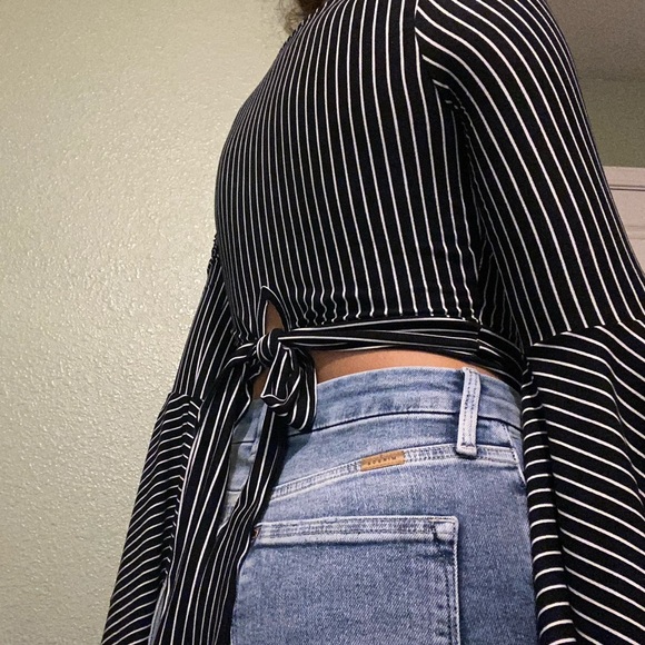 Top - Picture 4 of 4